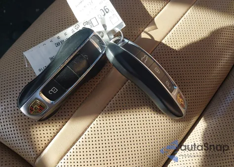 2019 Porsche Cayenne из США, поврежденный, VIN WP1AA2AY7KDA12710